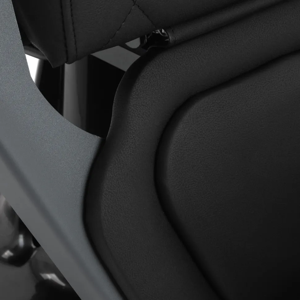 Gabbiano Barber Chair Bruno Black & Graphite Frame