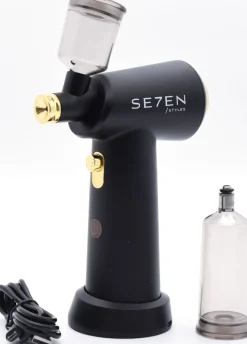Se7en Styles Black Airbrush Wireless Charging